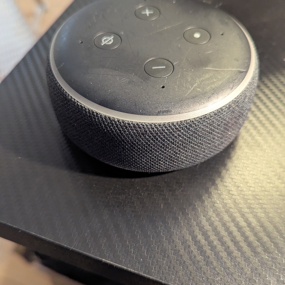 Amazon Echo 3Rd Gen - Picture 2 of 2